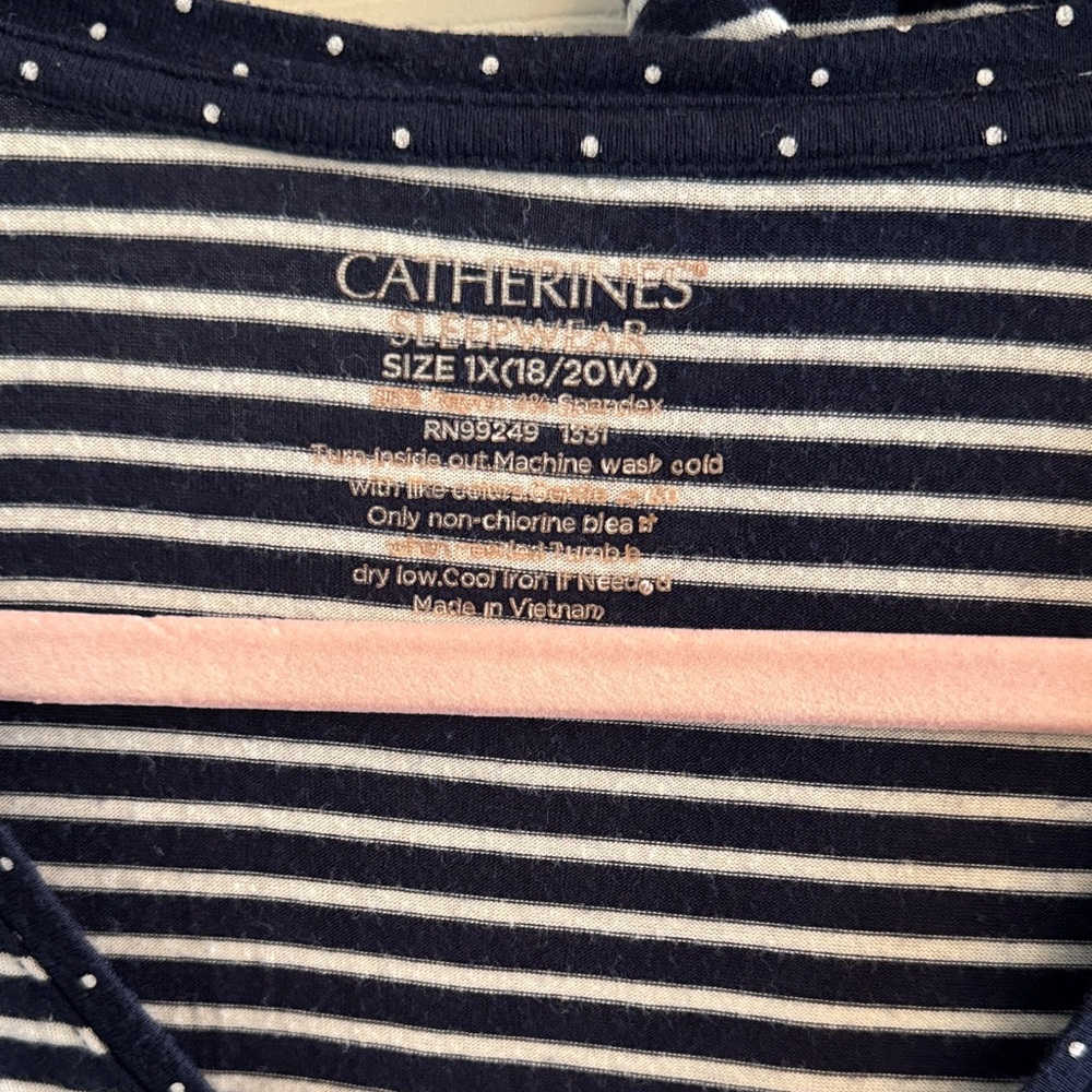 Catherines Navy and White Striped Sleep set size 18/20 - Picture 2 of 4